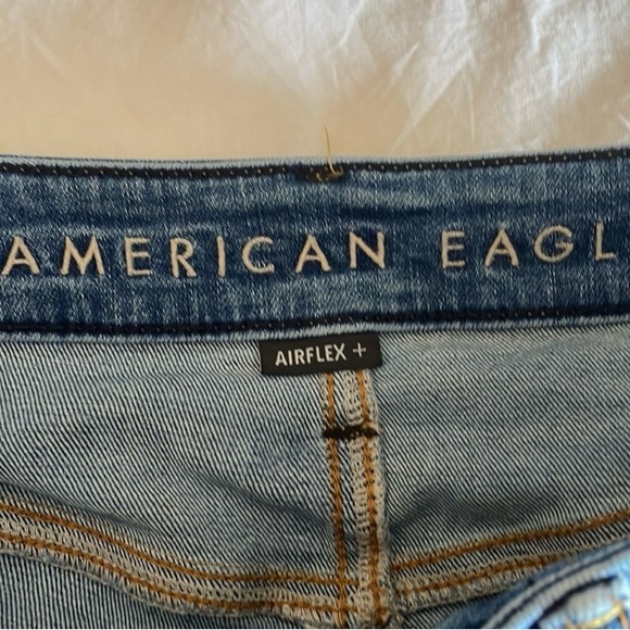 American Eagle distressed denim jean shorts - Picture 2 of 6